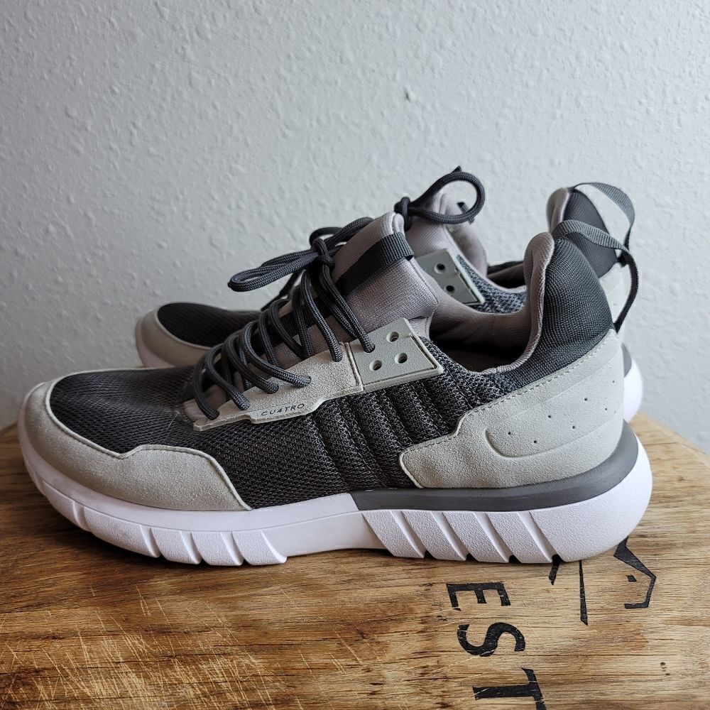 Cu4tro Striker Grayongraysneakers